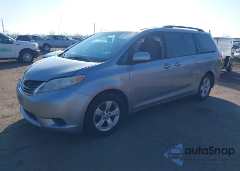 2012 Toyota Sienna Le V6 8 Passenger из США, поврежденный, VIN 5TDKK3DC3CS279132
